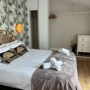 apartamentos-maribel-malaga.1costadelsol.com/